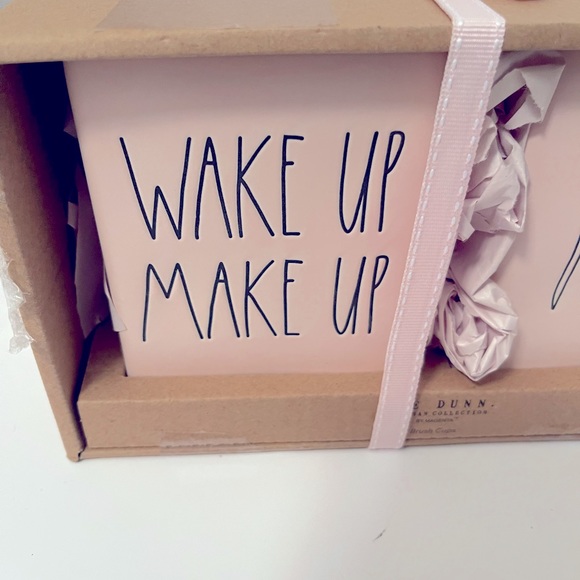 New Rae Dunn PINK “WAKE UP MAKE UP” Brush Holder Set - Picture 5 of 7